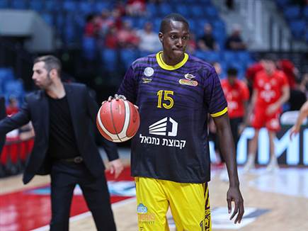 חולון והרווי רצו לחזור לסדרה (צילום: לירון מולדובן)