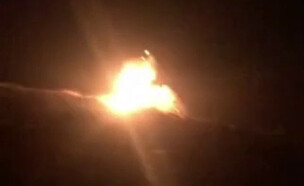 פיצוץ מכונית תופת סמוך למחסום תייאסיר  (צילום: לפי סעיף 27 א')