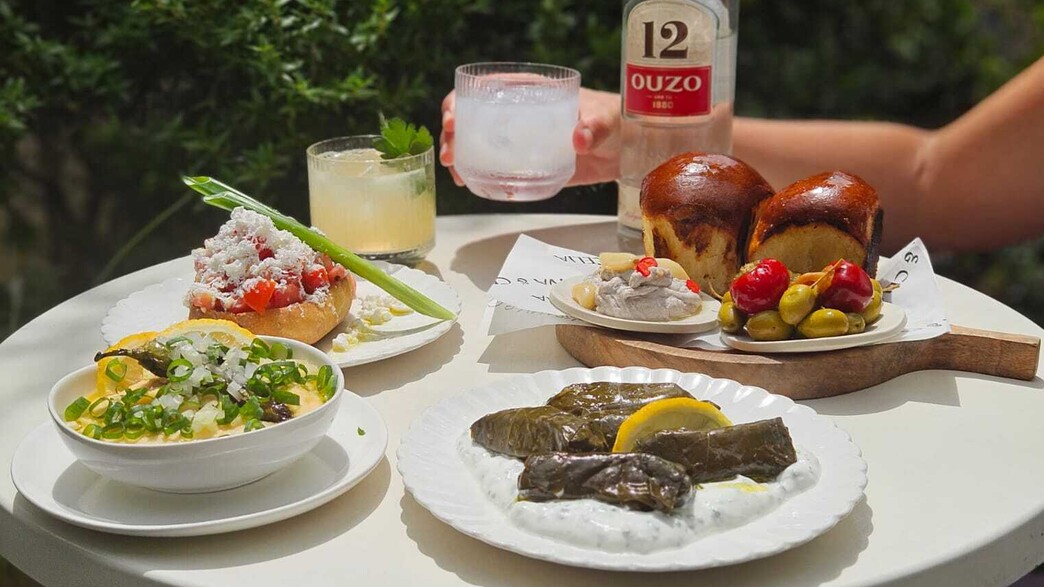 רביבה וסיליה: קיץ יווני רביבה וסיליה: קיץ יווני