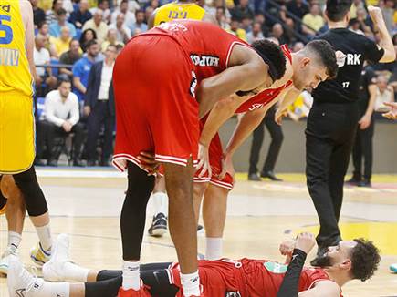 נאבקו, זה לא הספיק (אלן שיבר)