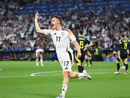 וירץ שבר את הקרח (GETTY)