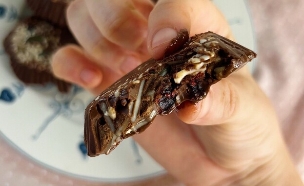 חטיפי שוקולד עם קיק של בריאות (צילום: יעל קצב, mako אוכל)