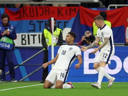 וקיבלה שער בזמן הנכון מבלינגהאם (getty)