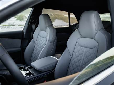 מושבים ספורטיביים