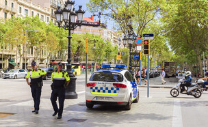 ברצלונה ספרד משטרה (צילום: dimbar76, shutterstock)