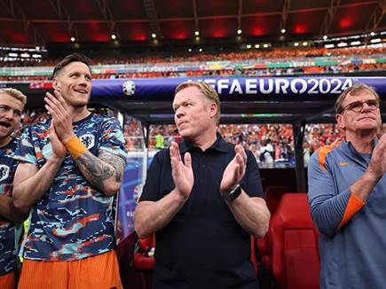 קומאן בראש הבית (GETTY)