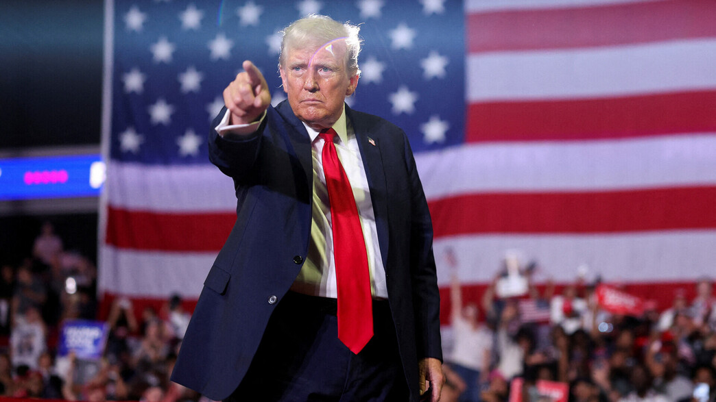 דונלד טראמפ בעצרת בחירות בפילדלפיה