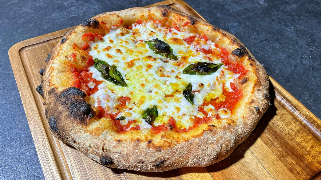 פיצה מרגריטה של שחר חן