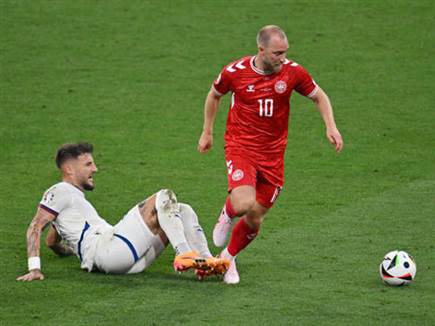 דנמרק סיימה במקום השני הודות לתרחיש הזוי (GETTY)