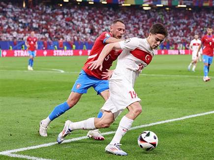 כדורגל מצוין (GETTY)