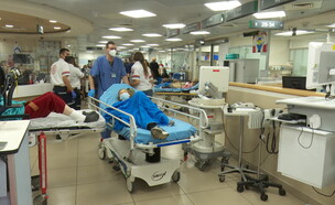מיון, בית החולים שיבא (צילום: חדשות 12)