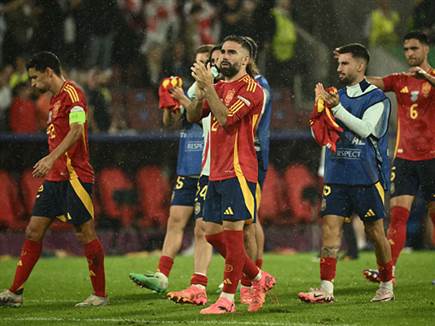 החגיגות ימשכו אל הלילה (GETTY)