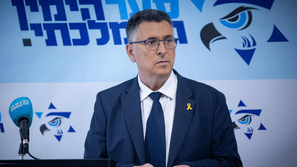 גדעון סער גדעון סער