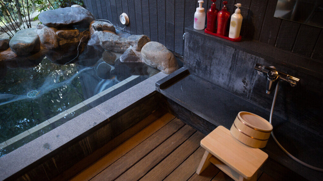 חדר רחצה יפני (צילום:  Benoist, Shutterstock)