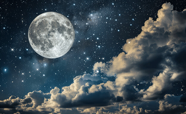 ירח בשמי הלילה (הדמיה: mako)
