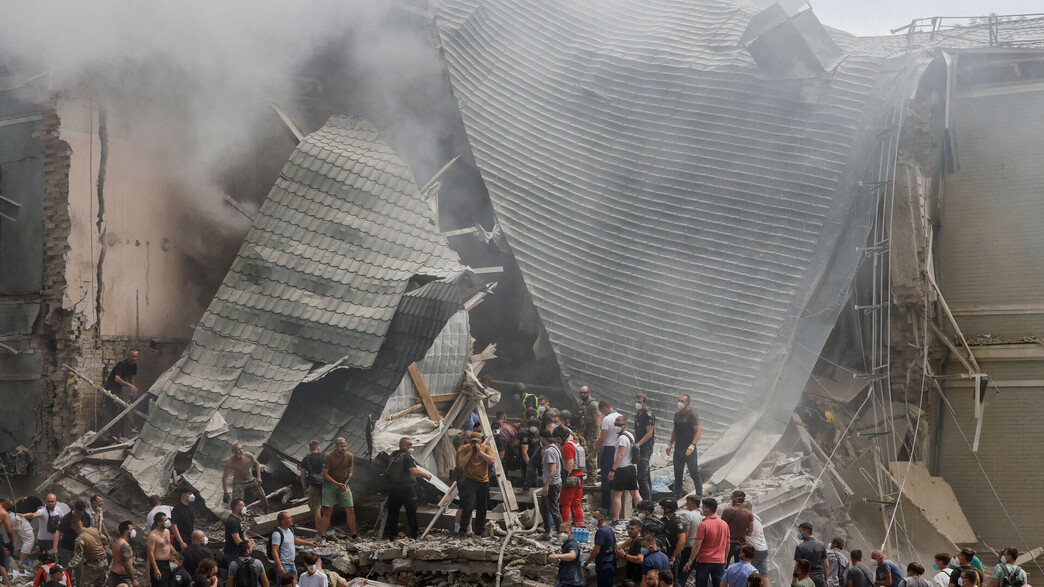 הפצצה רוסית בבית חולים לילדים בקייב, אוקראינה הפצצה רוסית בבית חולים לילדים בקייב, אוקראינה