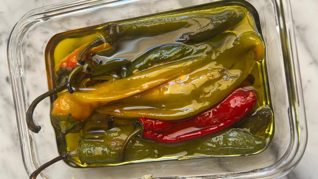 פלפלים חריפים קלויים