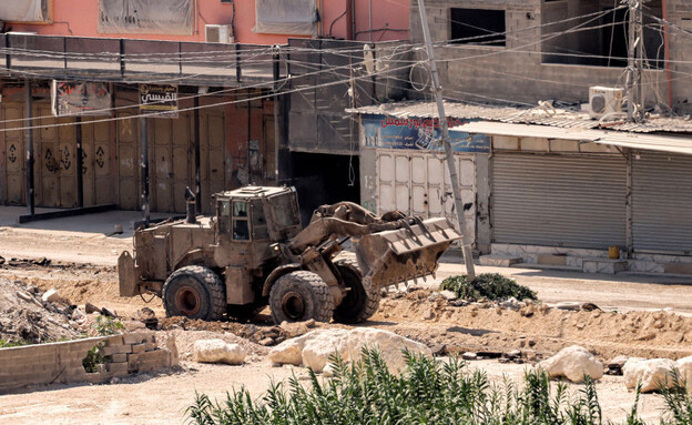 פעילות הכוחות במחנה (צילום: JAAFAR ASHTIYEH/AFP/GettyImages)