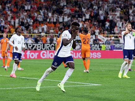 וסאקה אפילו כבש שער שנפסל (Getty)