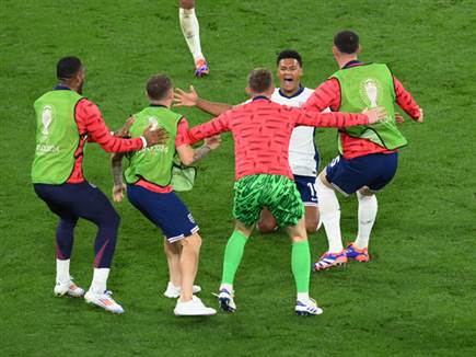 אך המילה האחרונה הייתה של המחליף אולי ווטקניס (Getty)