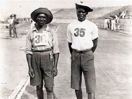 שני השחורים הראשונים שהשתתפו באולימפיאדה (Missouri History Museum) (צילום: ספורט 5)