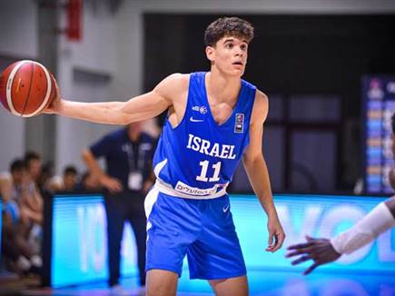 בדרך לעוד קיץ מרשים? שחר דורון (FIBA) (צילום: ספורט 5)