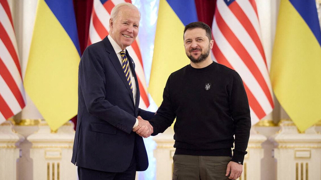 ג'ו ביידן עם זלנסקי בקייב ג'ו ביידן עם זלנסקי בקייב