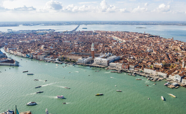 מפרץ ונציה איטליה (צילום: Lukas Kastner, shutterstock)
