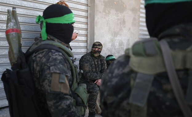 מחבלי חמאס (צילום: SAID KHATIB/AFP/GettyImages)