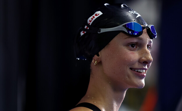 סאמר מקינטוש באליפות העולם בשחייה 2022 (צילום: Maddie Meyer Getty Images)