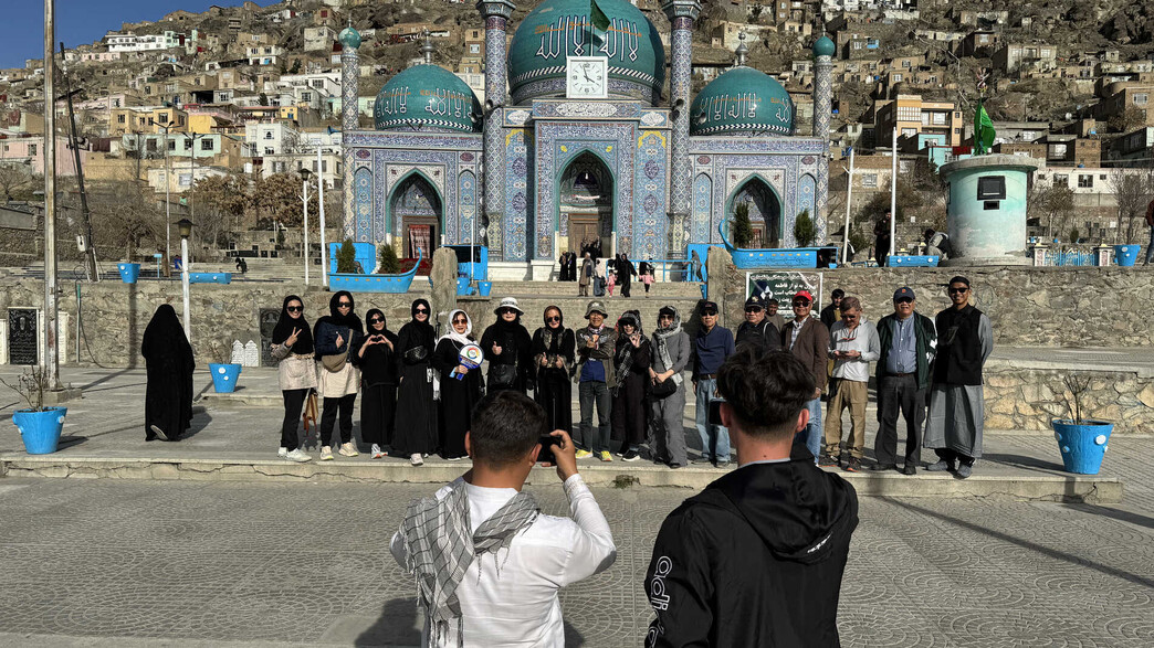 אפגניסטן תיירים סינים (צילום: WAKIL KOHSAR, getty images)