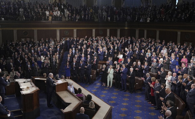 ראש הממשלה נתניהו נואם בקונגרס האמריקני (צילום: AP)