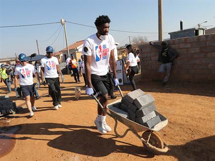 שיקר לנשיא צרפת ובגד באפריקה (Getty) (צילום: ספורט 5)