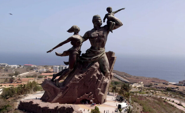 המפגש המרגש בין עמית ורותם לילדים המקומיים