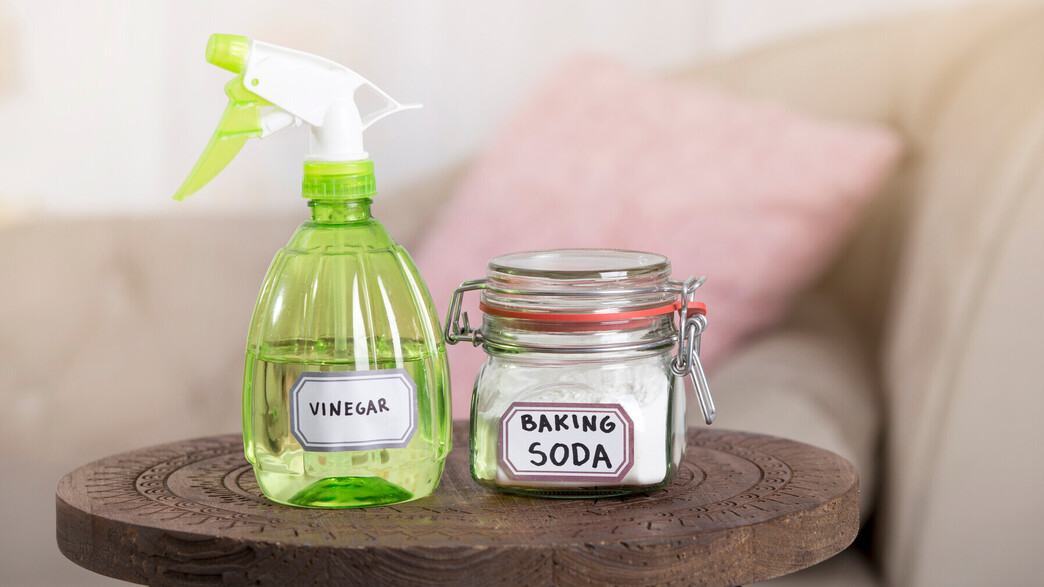 חומץ לבן אבקת סודה לשתייה חומץ לבן אבקת סודה לשתייה