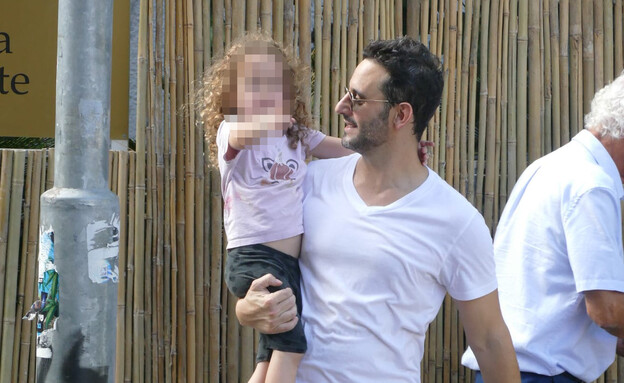  פפראצי גלעד שלמור, אוגוסט 2024 (צילום: אמיר מאירי)