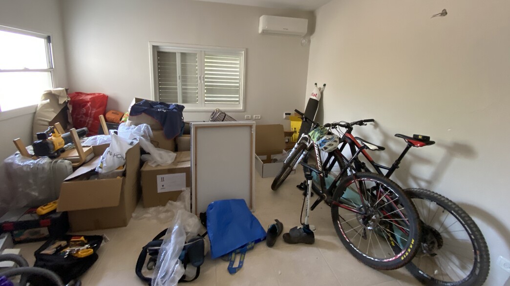 סוויטת הורים בתל מונד לפני עיצוב - 8