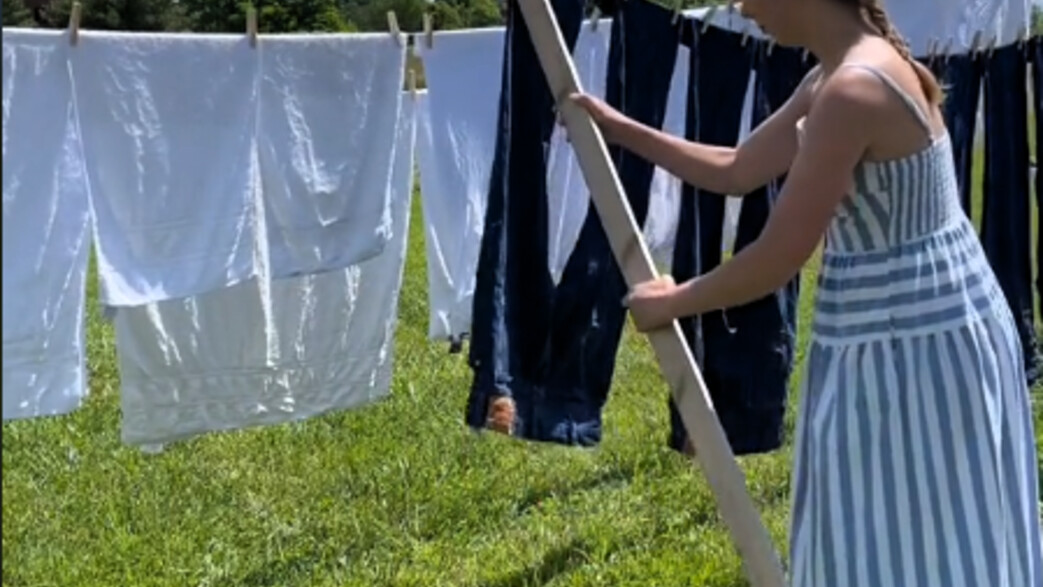 שיטה לתליית כביסה על חבל שיטה לתליית כביסה על חבל