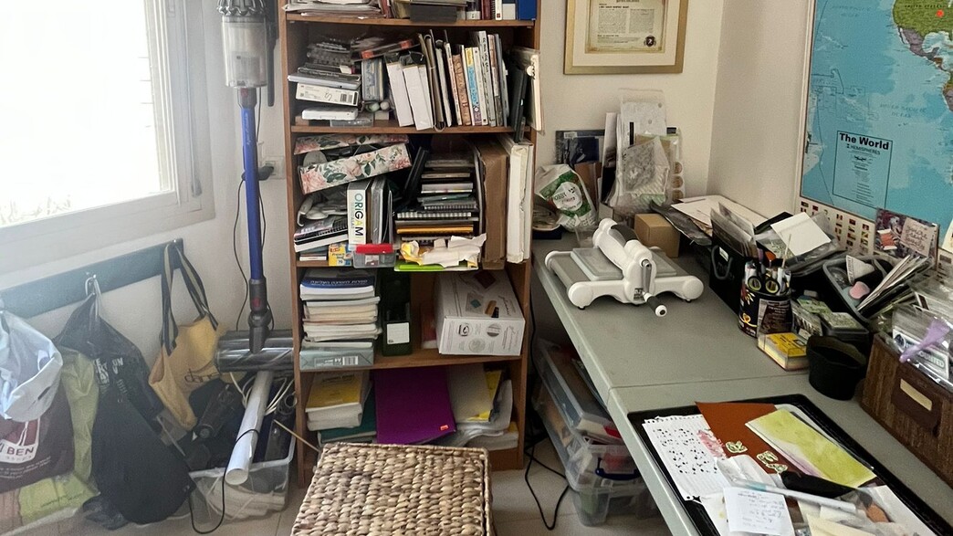 מייקאובר חדר עבודה רעות ביכלר ג לפני