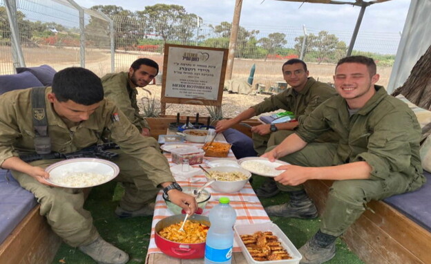 חברי צוות טנק 3