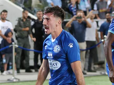 הגביע נוסע לפ“ת (צילום: אלן שיבר)