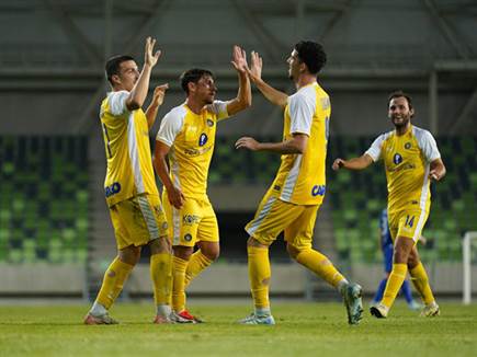 ובמחצית השנייה הדרך נפתחה (האתר הרשמי של מכבי ת“א)