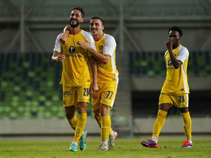 בכל מקרה, מצפה לצהובים עונה אירופית ארוכה (האתר הרשמי של מכבי ת“א)