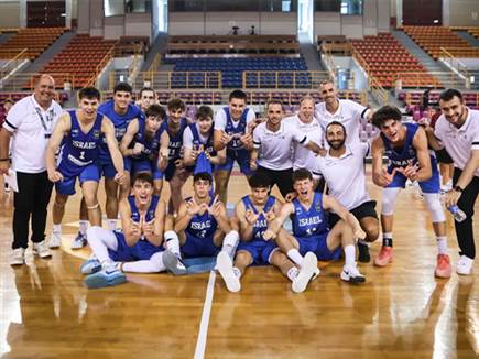 (FIBA) (צילום: ספורט 5)