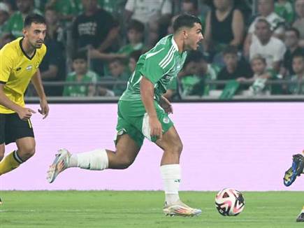 איתן אזולאי ומאור לוי, כוכבי הטרייד ההוא, הציגו לראווה את יכולותיהם (ברני ארדוב)