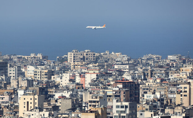 שדה התעופה בלבנון אחרי תקיפות צה"ל - 25 באוגוסט 20 (צילום: AFP)