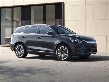 החזית מזכירה את ה"האן"