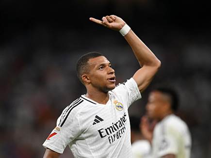 ואף השלים צמד בדרך לניצחון (GETTY)