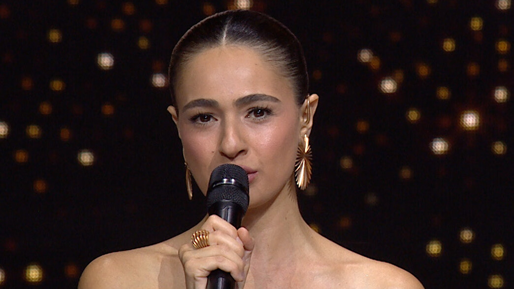 לוסי איוב לוסי איוב