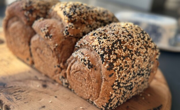 לחם כוסמין בלי מיקסר לחם כוסמין בלי מיקסר